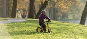 Alla kan lära sig cykla med en balanscykel